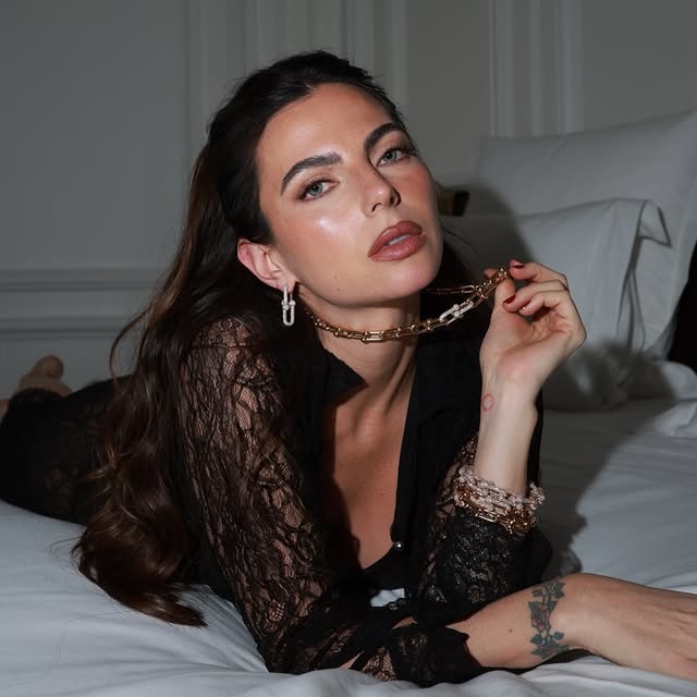 Vday plans? 💌 @tiffanyandco 

#TiffanyValentinesDay
#TiffanyPartner
#TiffanyAndCo