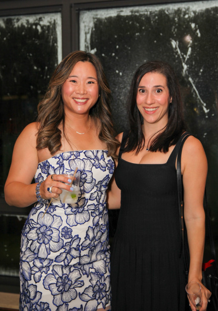 Jennifer-Lee-Diana-Rydbeck.png Jennifer Lee & Diana Rydbeck