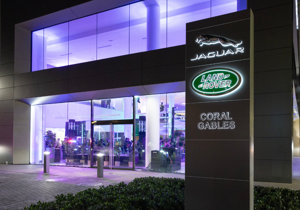 Land-Rover-Coral-Gables.png