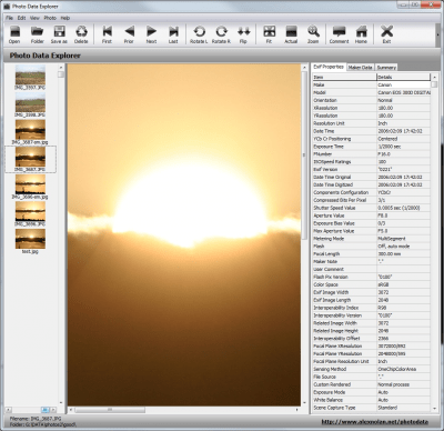 Photo Data Explorer 1.0