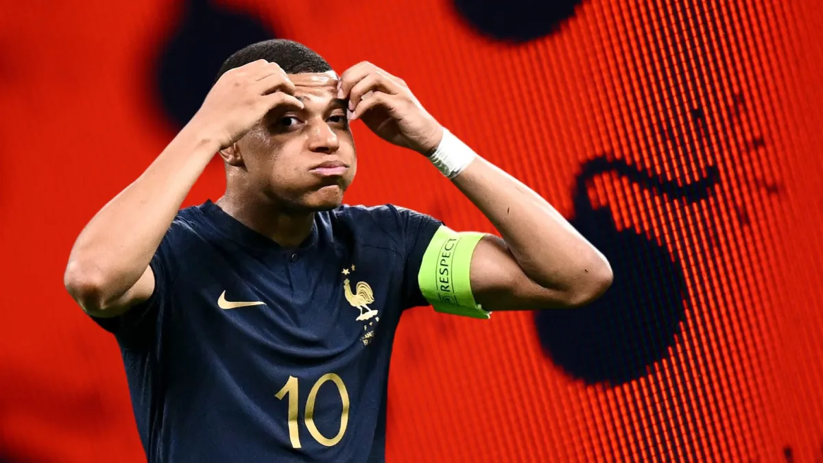 sokapro-Mbappe will not train with PSG 