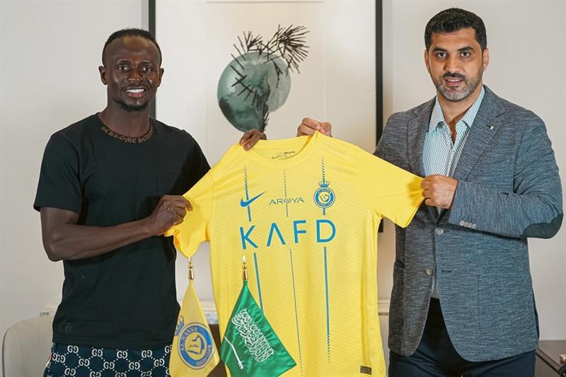 sokapro-Sadio Mane completes move to Saudi Arabia side Al Nassr.