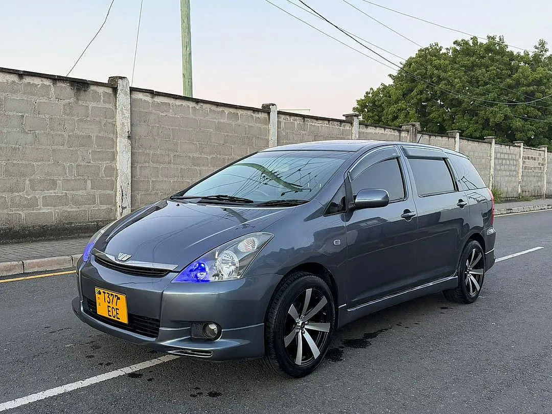 Toyota Wish Old