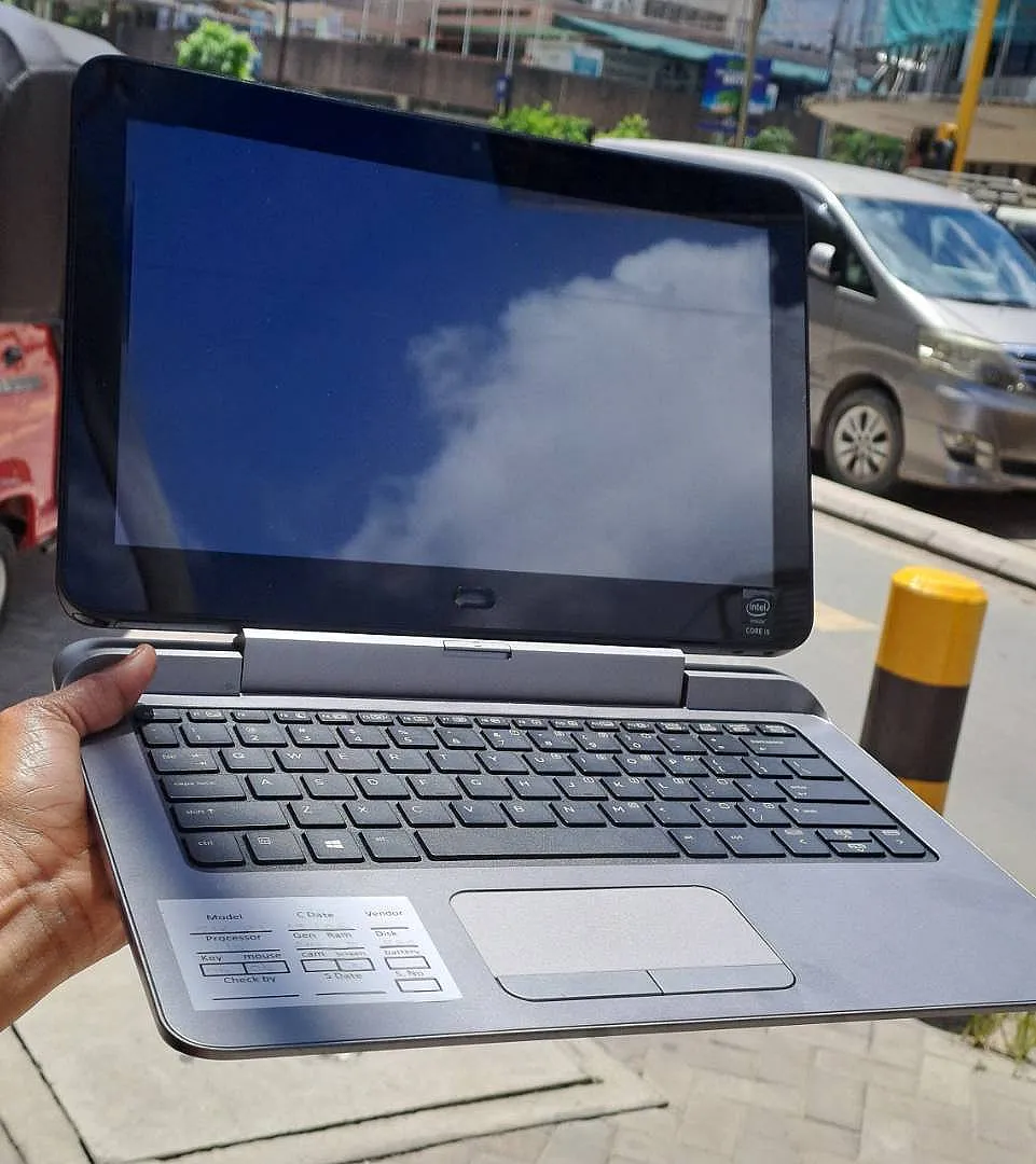 Hp Amd Laptop A6 8Gb Ssd ,256Gb Inch 12 3Hrsa