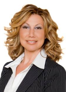 Photo of Dr Anne Gershkowitz best cosmetic dentist in Staten Island