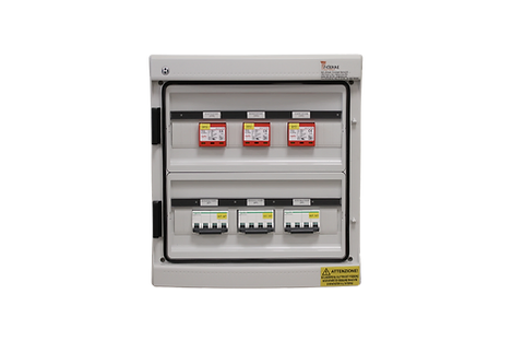 Icierre - Quadri Elettrici - ICR-QDC-03/02-1000V-40A INTERRUTTORE
3 Stringhe In 2 OUT
2 Interruttori da 1000V
2 Scaricatori 1000V
Morsettiere Ingr./Uscita
Box IP 65 12Mod.
Etichette identificazione componenti esterni su binari plastificati