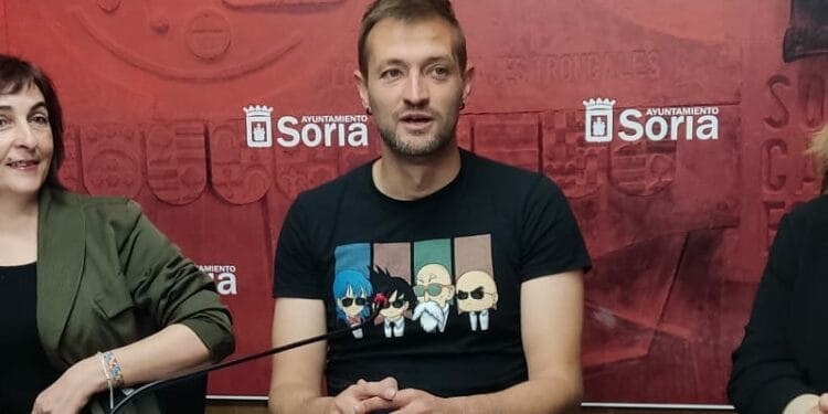 Manuel Salvador, esta mañana, en rueda de prensa.