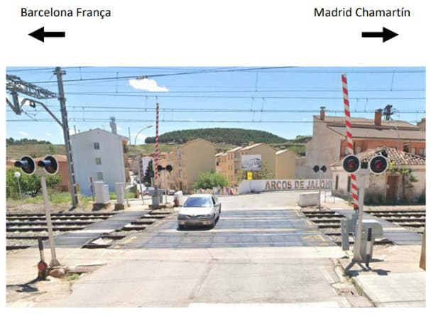 paso a nivel de Arcos de Jalón