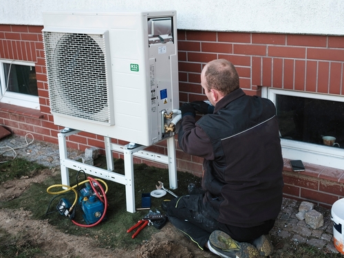 Heat Pump vs. Furnace: Understanding the Key Differences and Choosing the Right Option