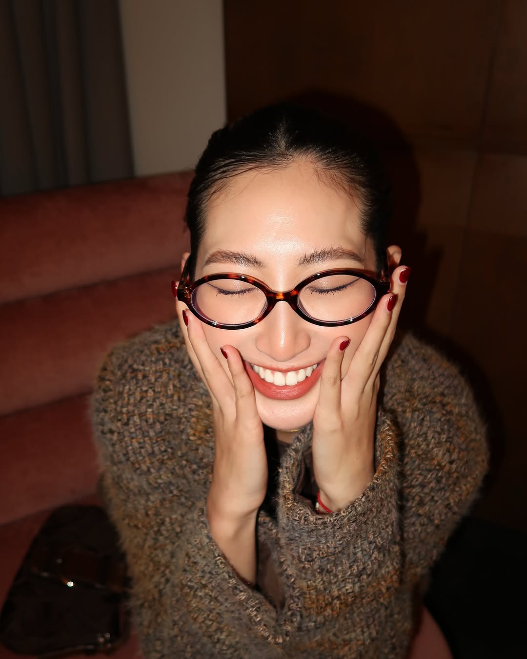[冷光美白 x  𝐏𝐞𝐚𝐫𝐥]這次去古亭站的蒔穗美學牙醫診所找傅偉誠醫師, 我敢大聲的說是我牙齒美白過最好的一次經驗！