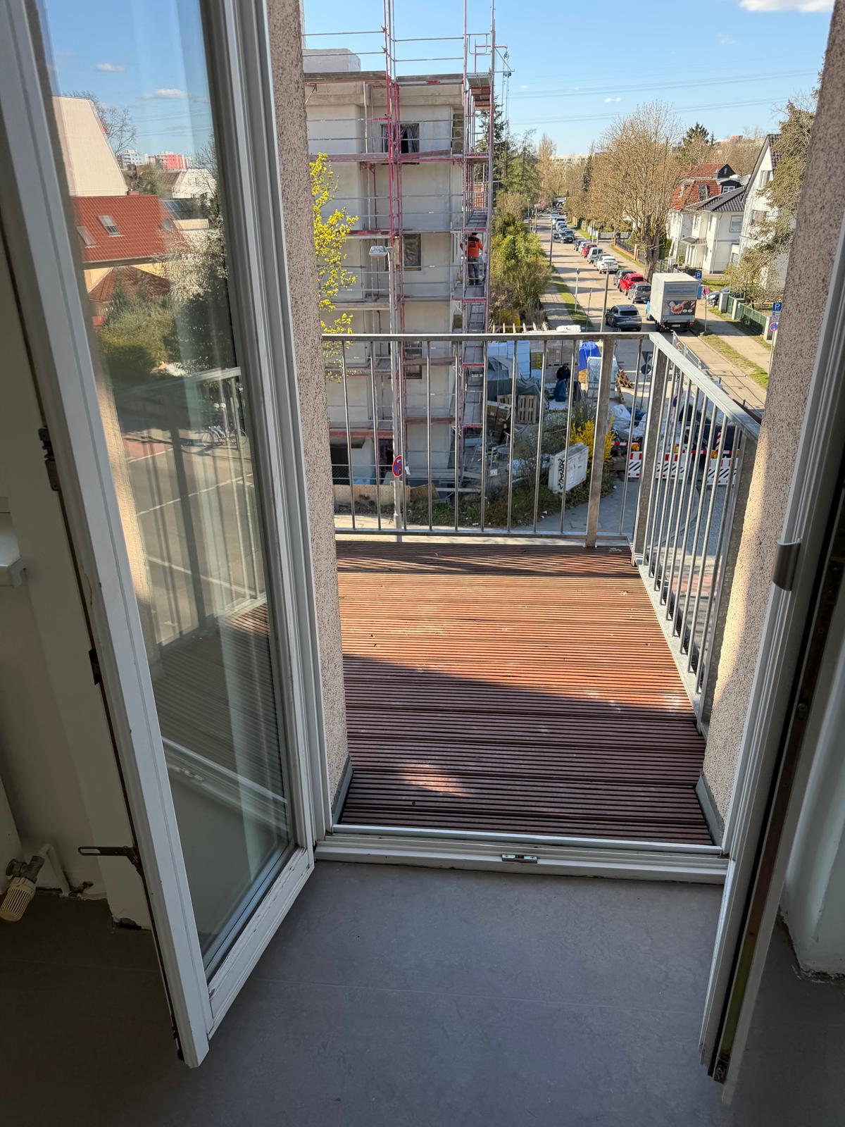 2.5-room apartment with balcony in Hellersdorf