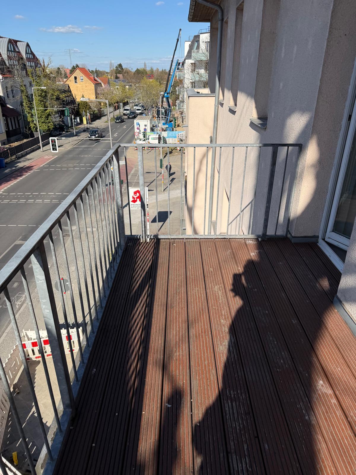 2.5-room apartment with balcony in Hellersdorf
