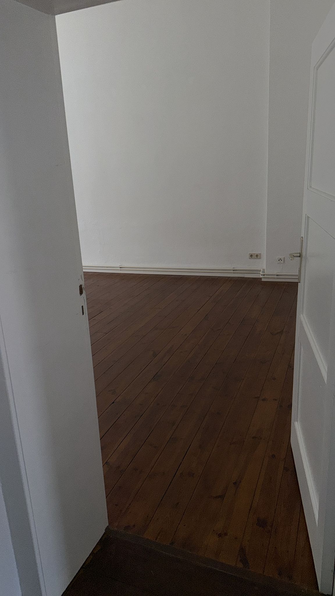 Spacious 2-room apartment at Checkpoint Charlie