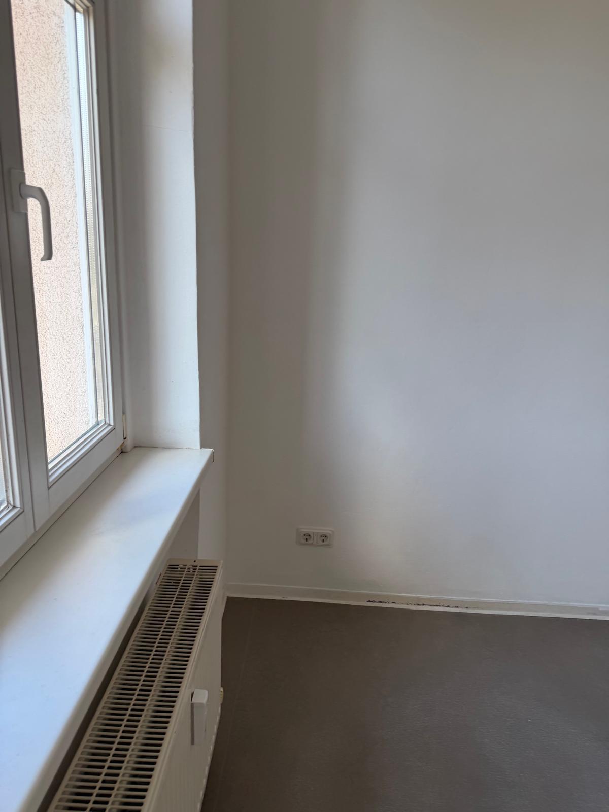 2.5-room apartment with balcony in Hellersdorf