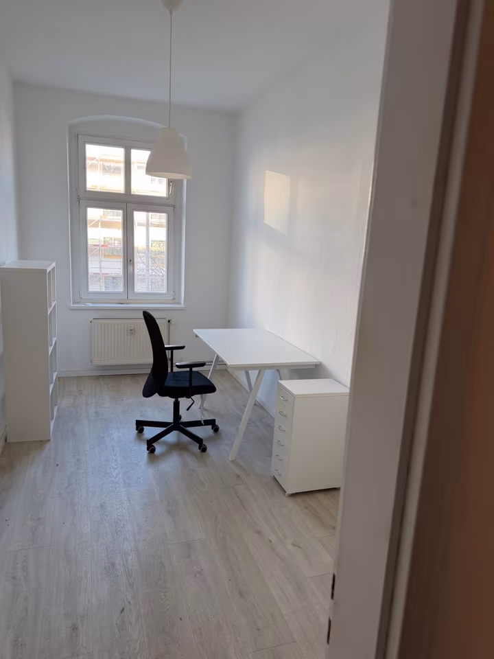 Charming 3-room apartment in Lichtenberg