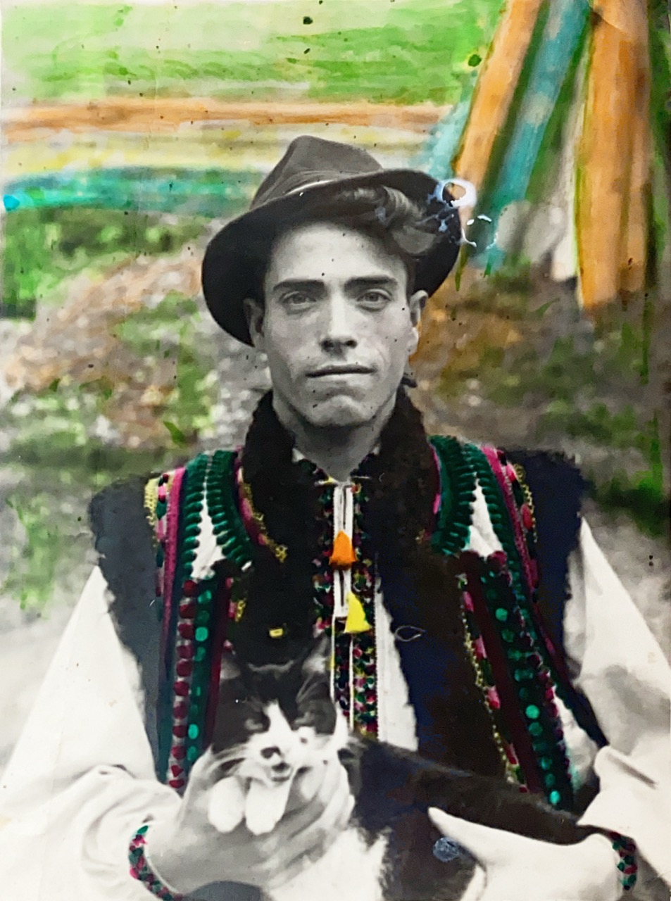 Колекція давніх світлин із гуцульських селищ 