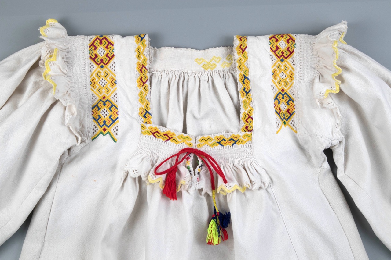 Дитяча вишита сорочка