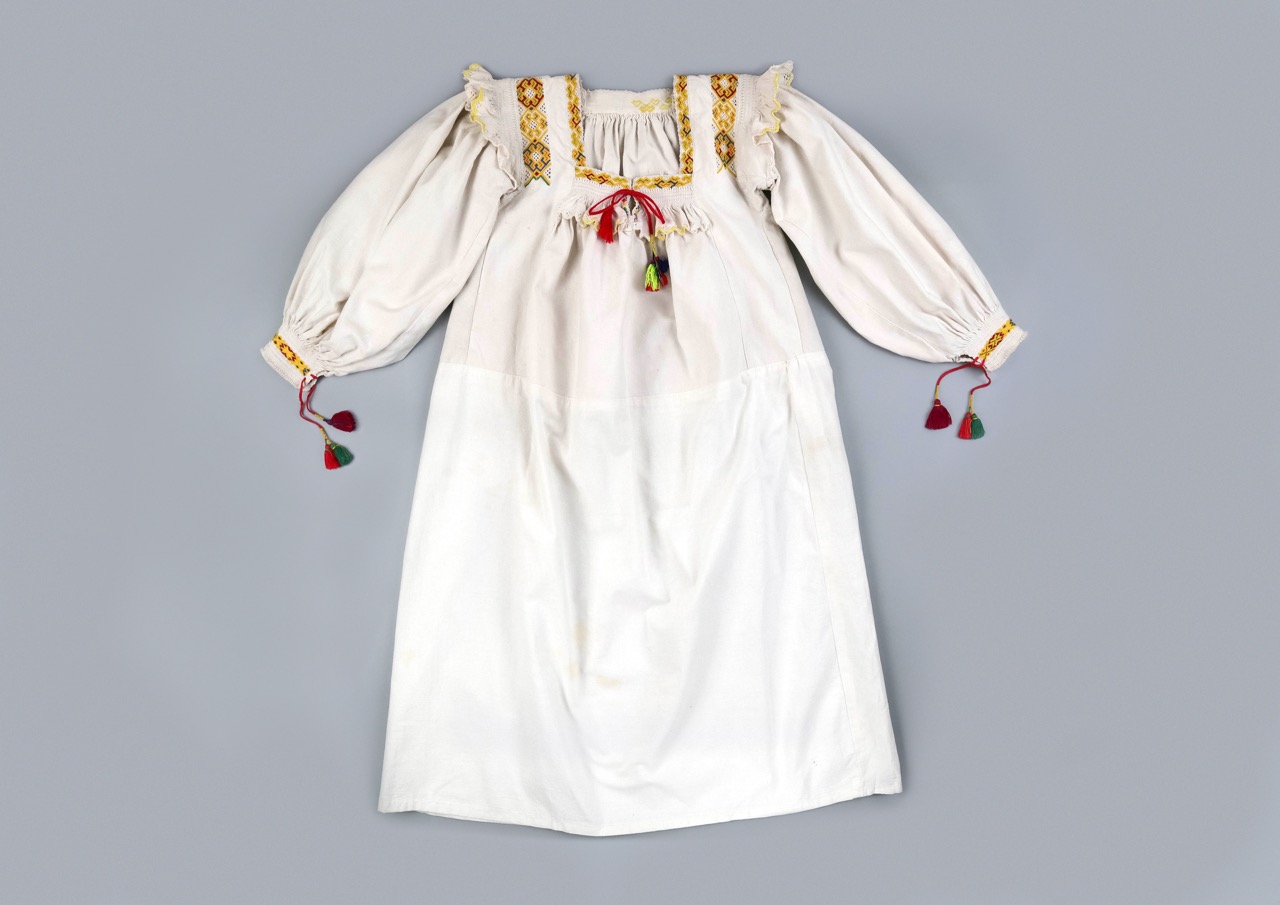 Дитяча вишита сорочка