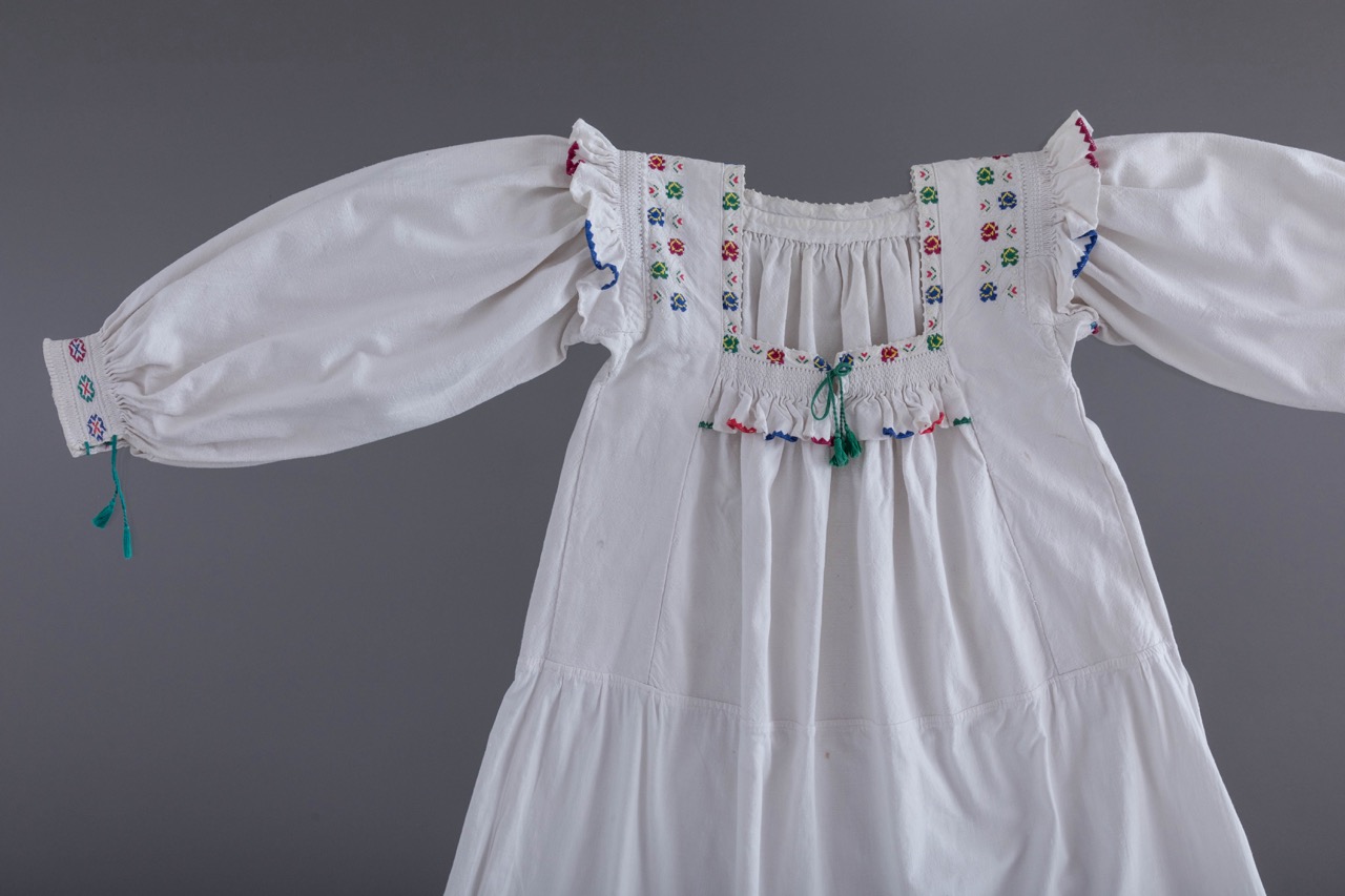 Дитяча вишита сорочка