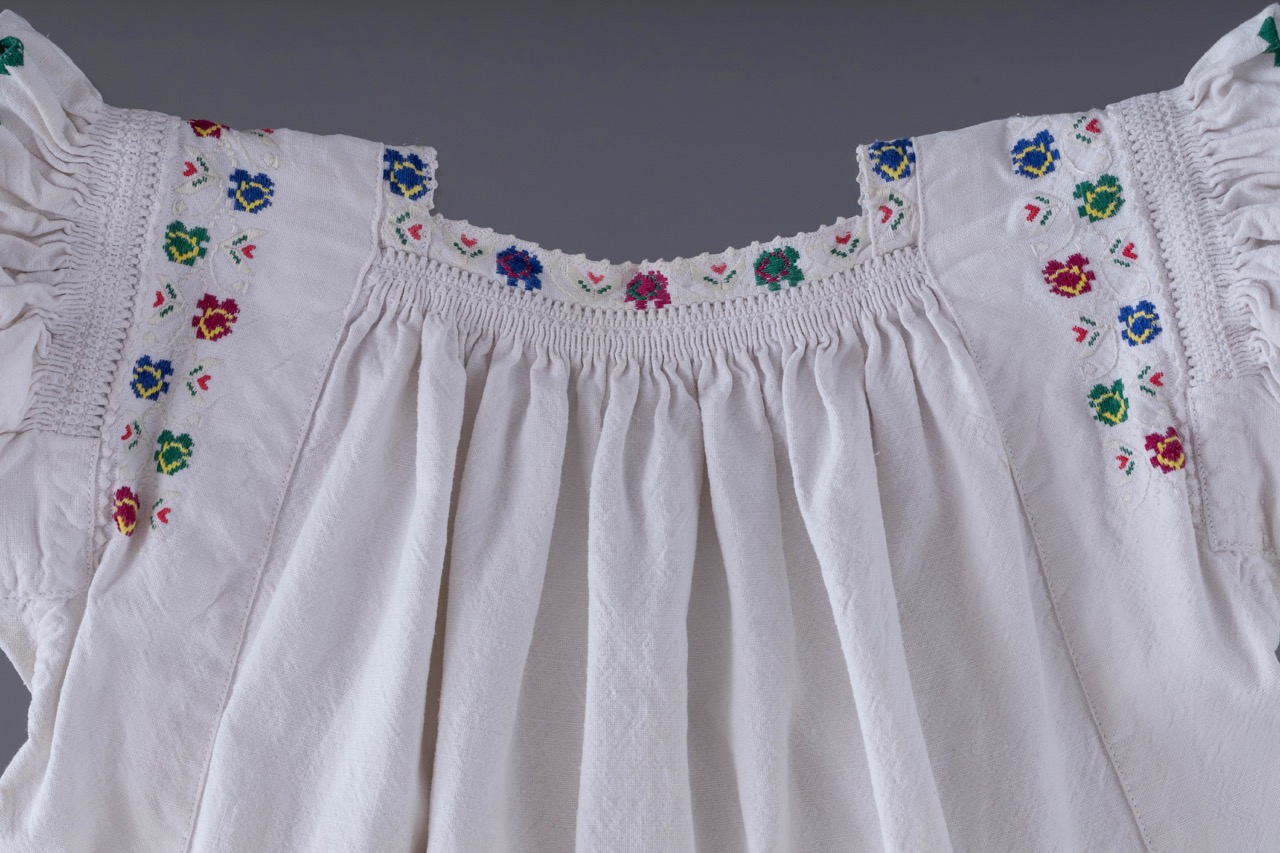 Дитяча вишита сорочка