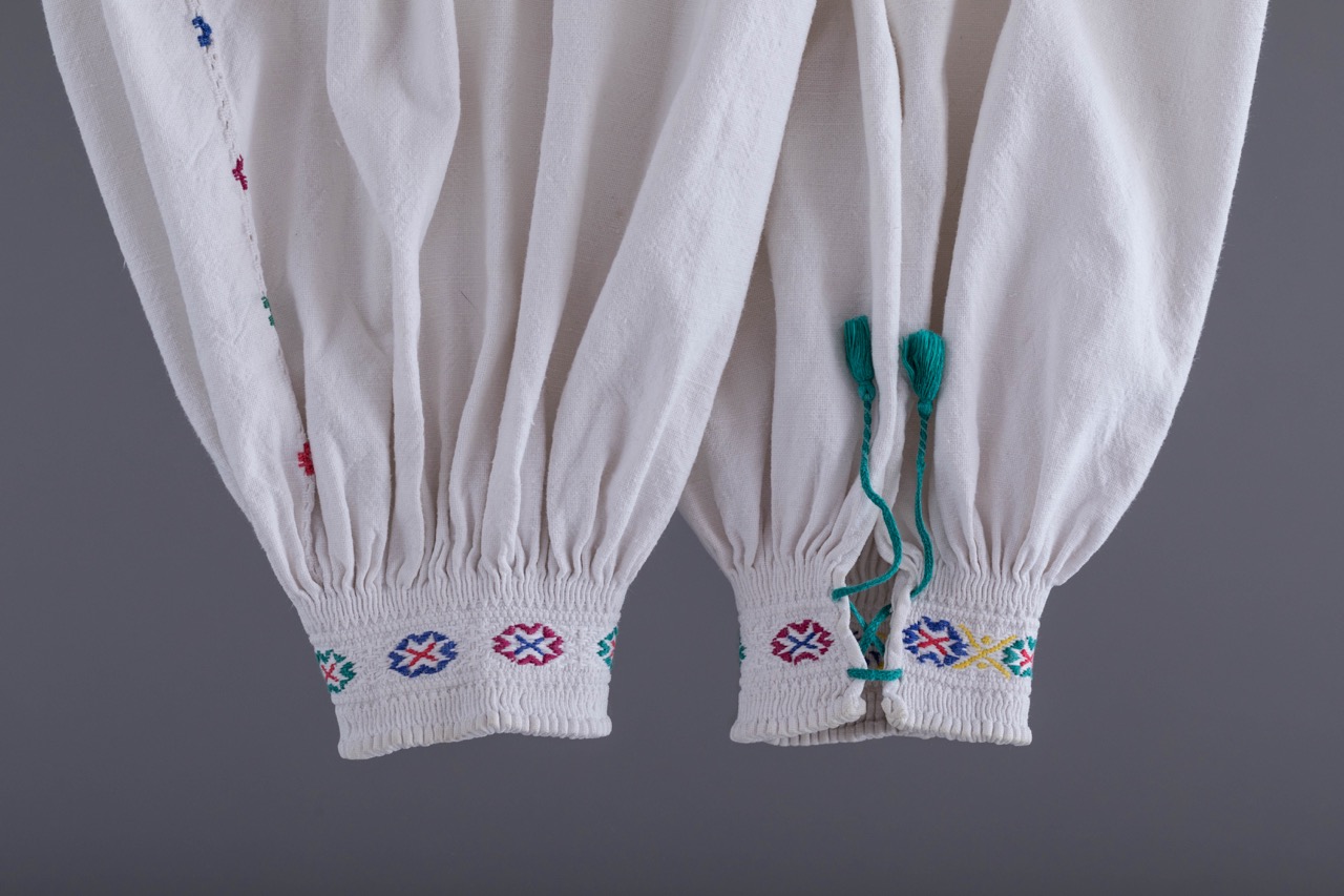 Дитяча вишита сорочка