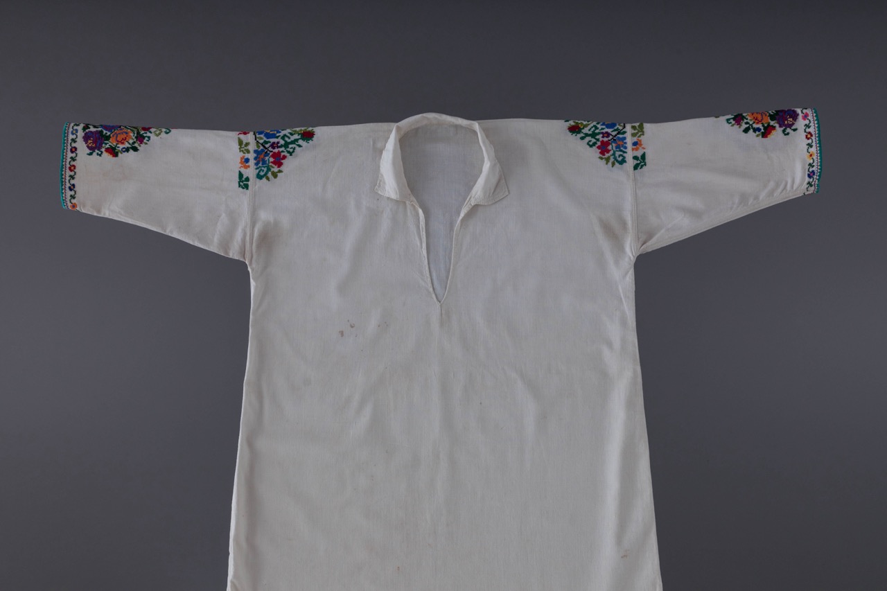 Дитяча вишита сорочка