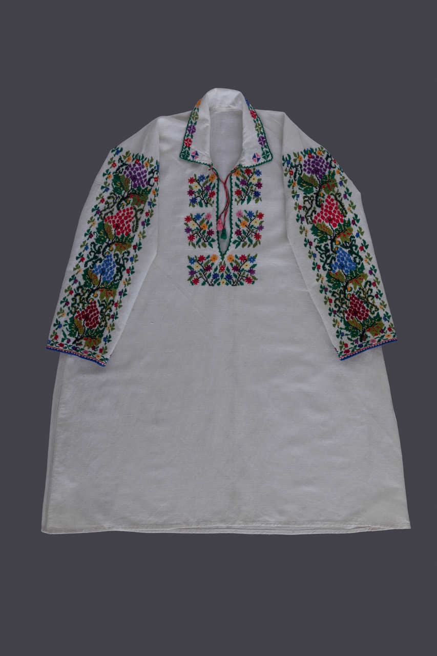 Дитяча вишита сорочка