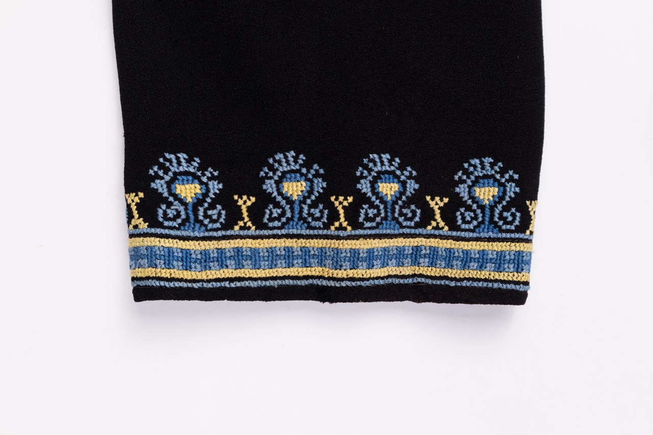 Жіноча вишита блузка 