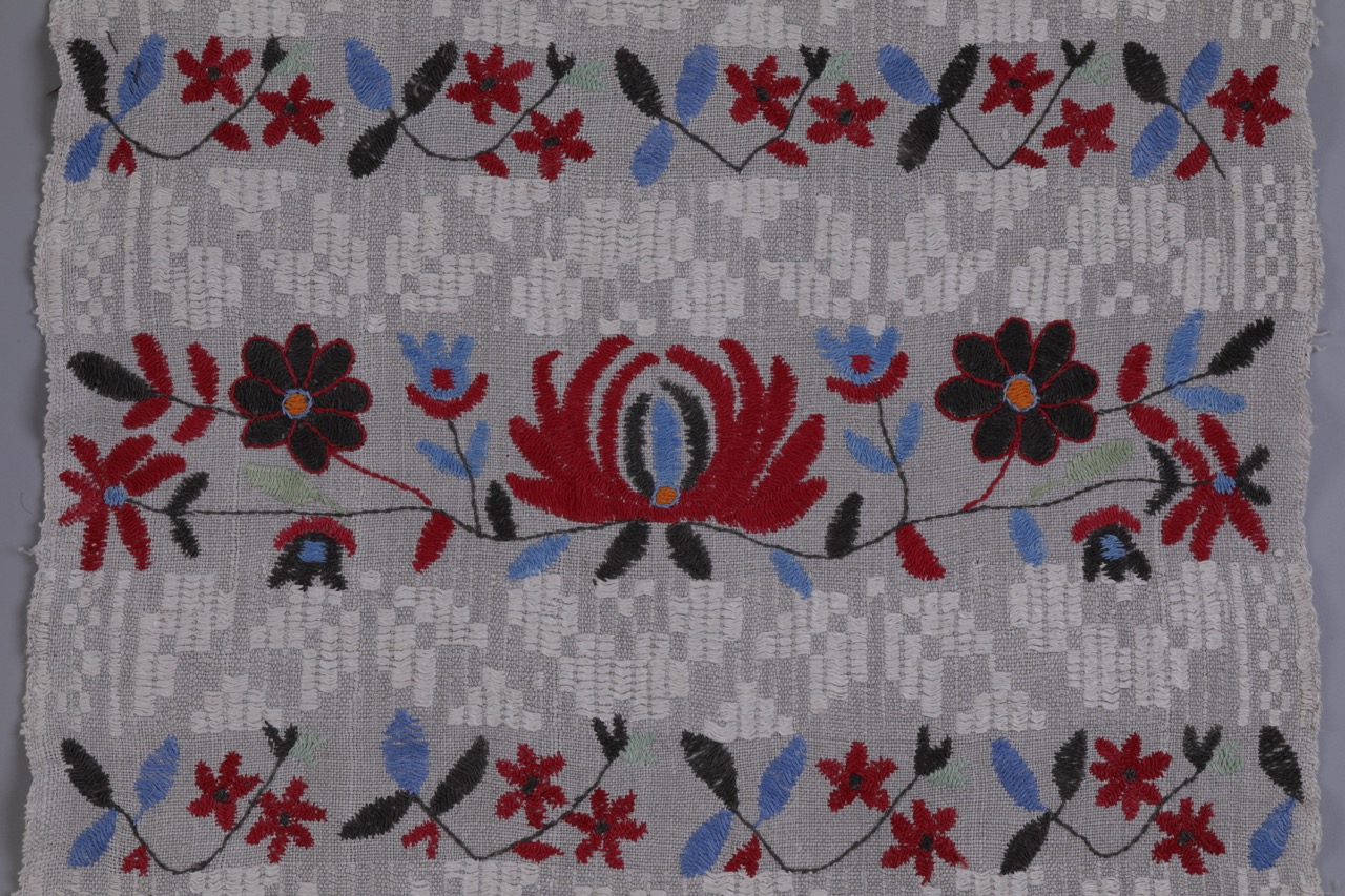 Ткано-вишитий рушник