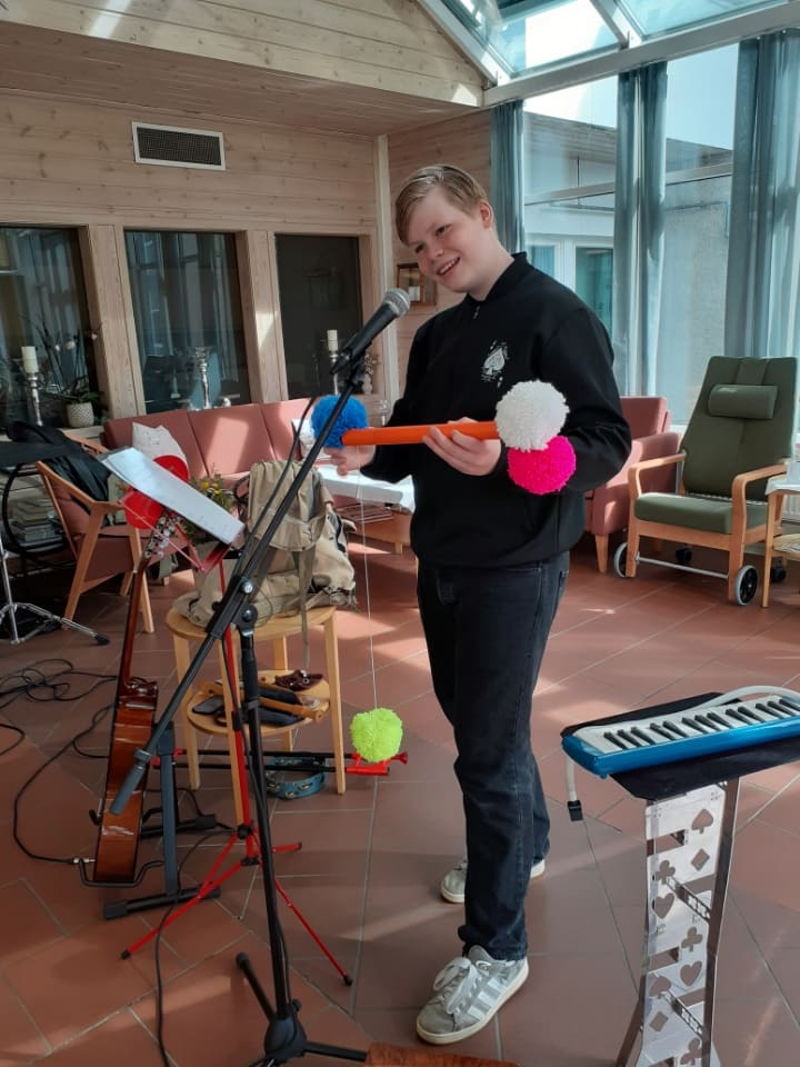 Spar S tryller på sykehjem, dag 1/5 på turne