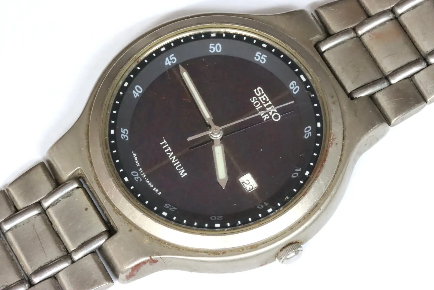 Seiko 5Y75-1A00 titanium solar watch for parts restore