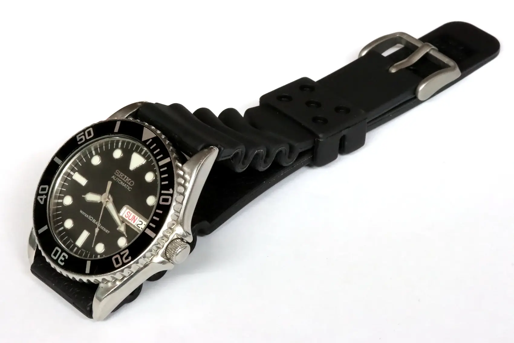 Seiko 10bar 7S26-0050 SKX023 midsize diver's watch