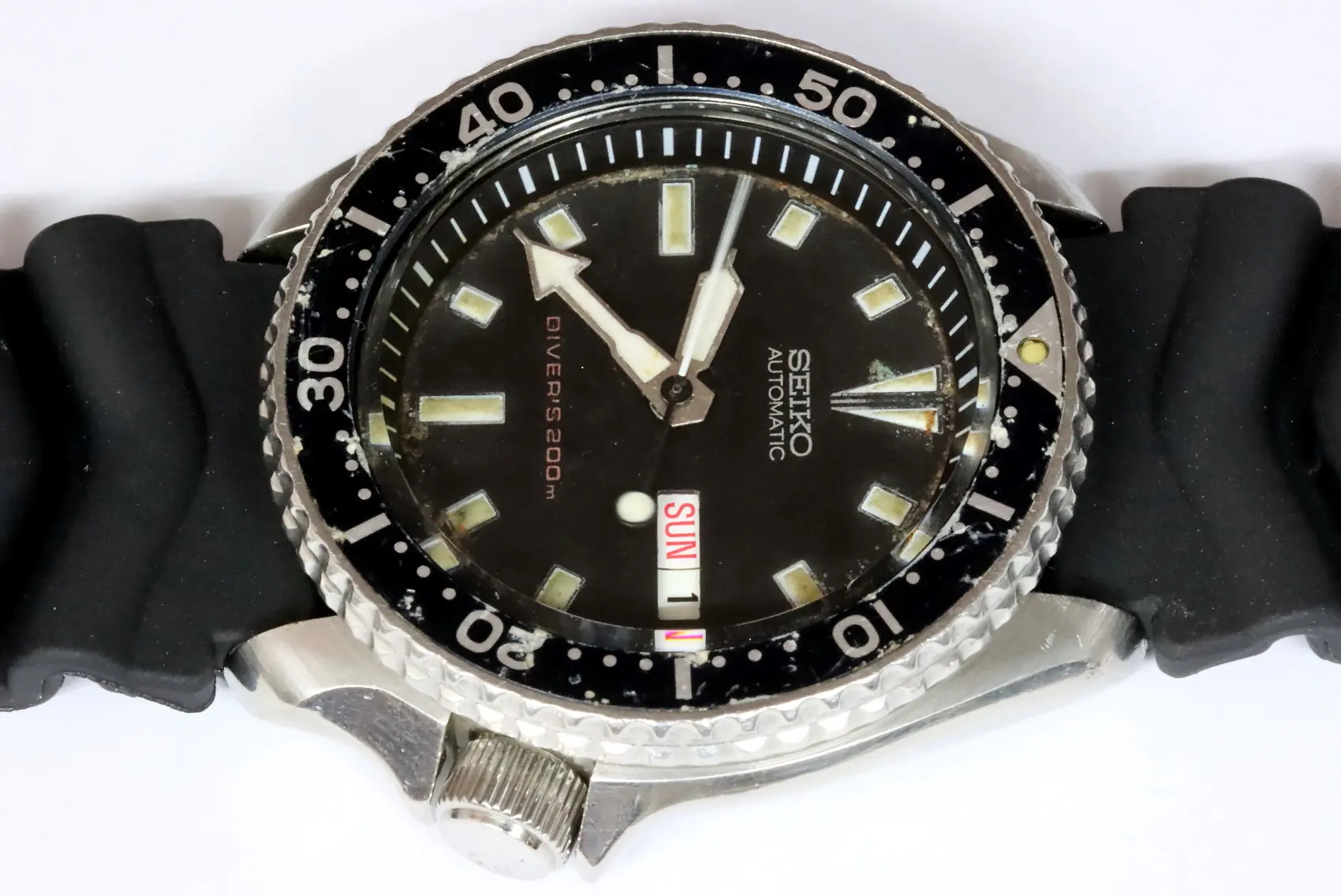 Seiko 7S26-0029 Singapore diver's with dial in poor Seiko 7S26-0029 Singapore diver's with dial in poor