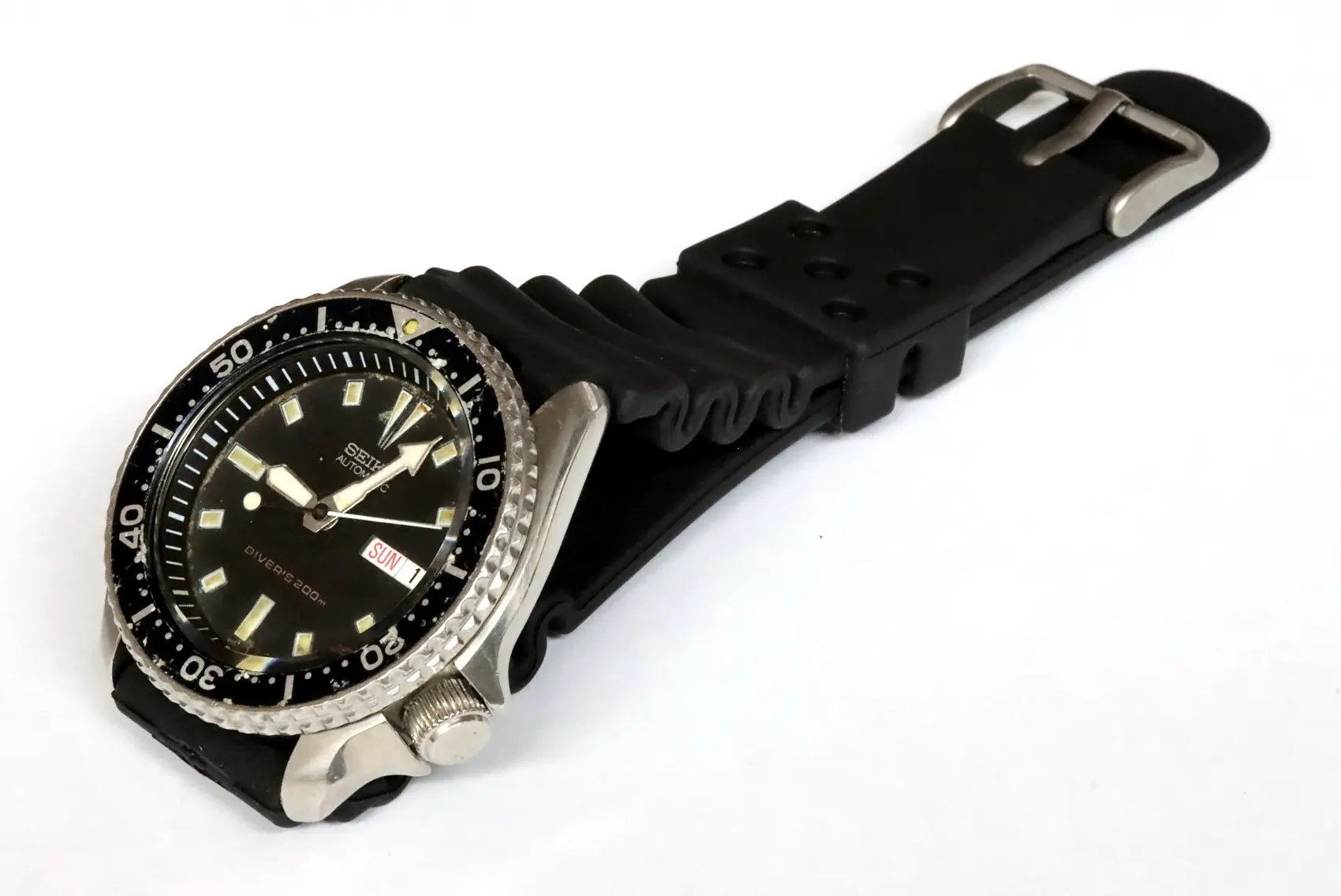 Seiko 7S26-0029 Singapore diver's with dial in poor Seiko 7S26-0029 Singapore diver's with dial in poor