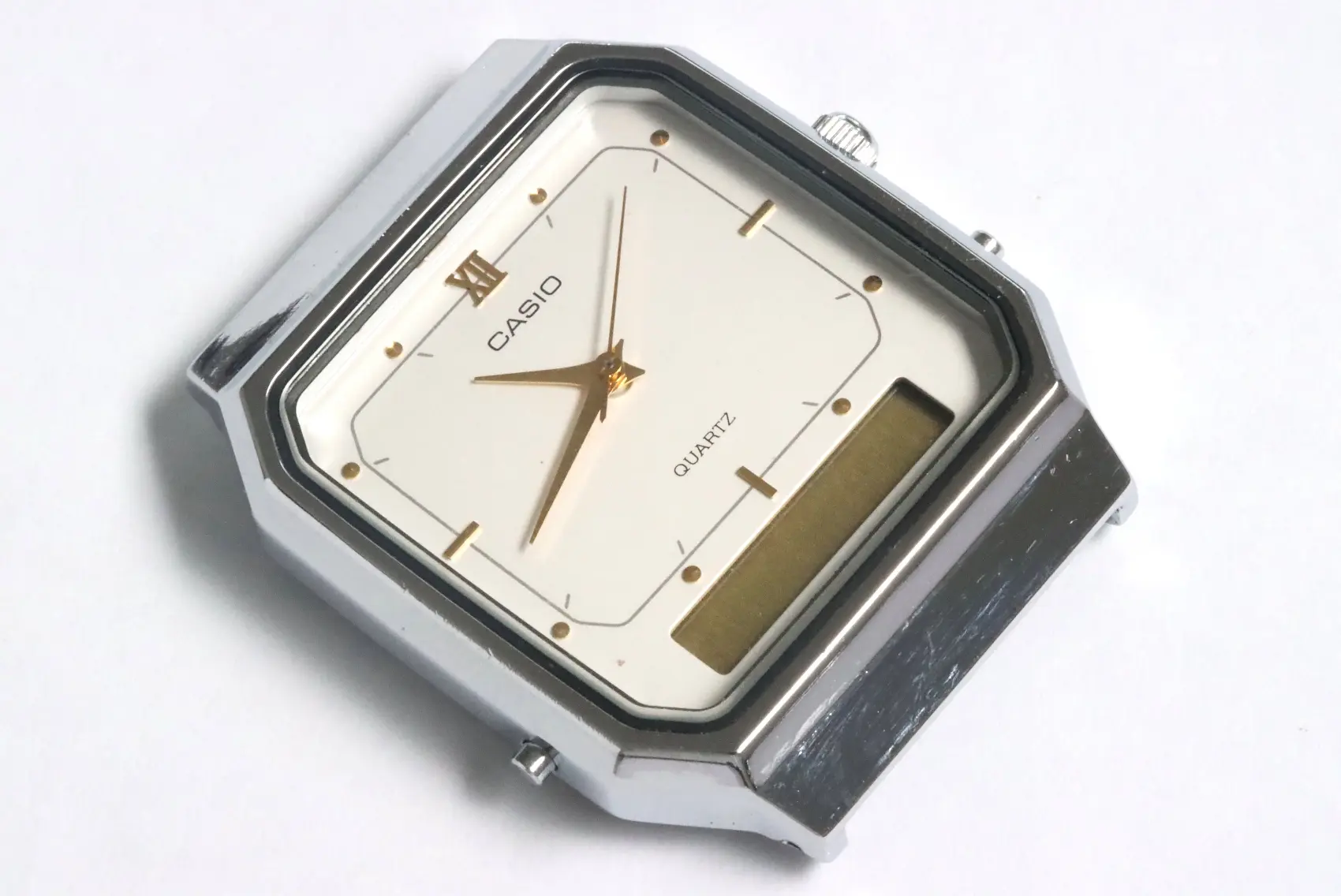 Casio AQ-525 defective quartz digital men's watch for spares