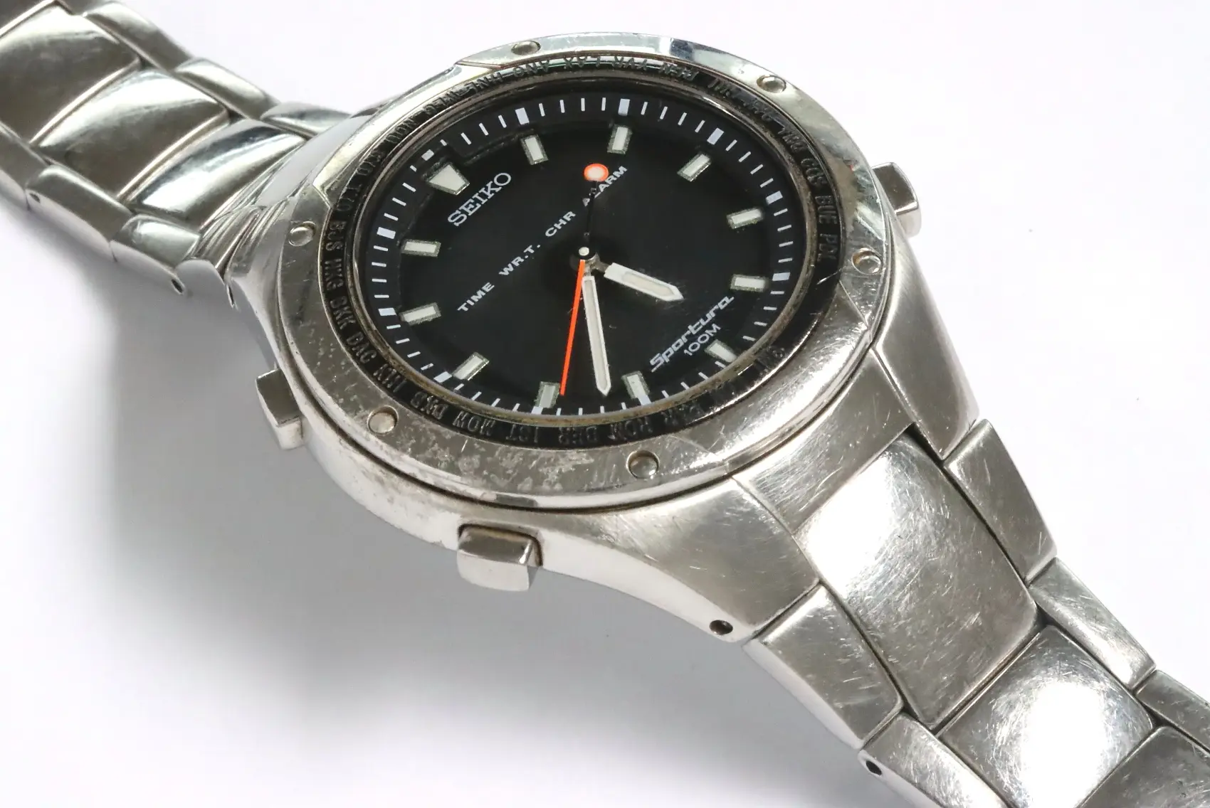 Seiko H023-00A0 Sportura men's watch found as is and rusty
