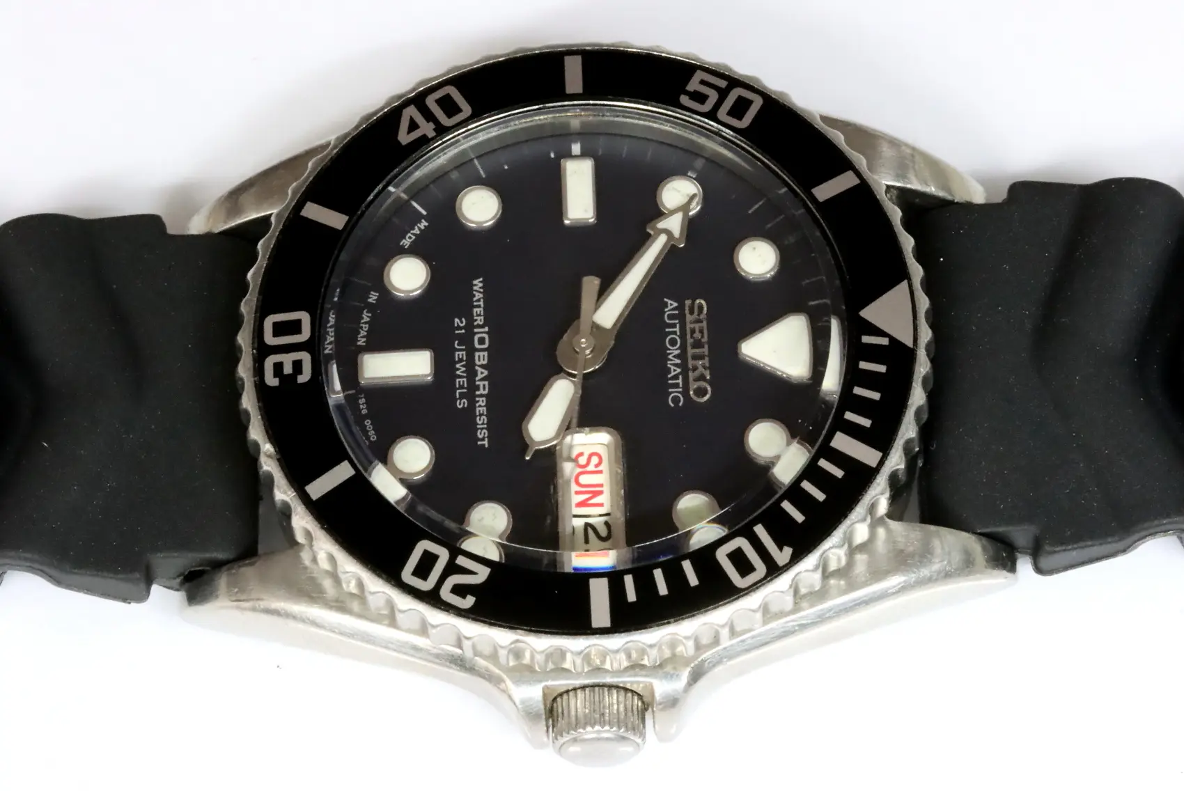 Seiko classic 10bar 7S26-0050 SKX023J midsize scuba diver's watch