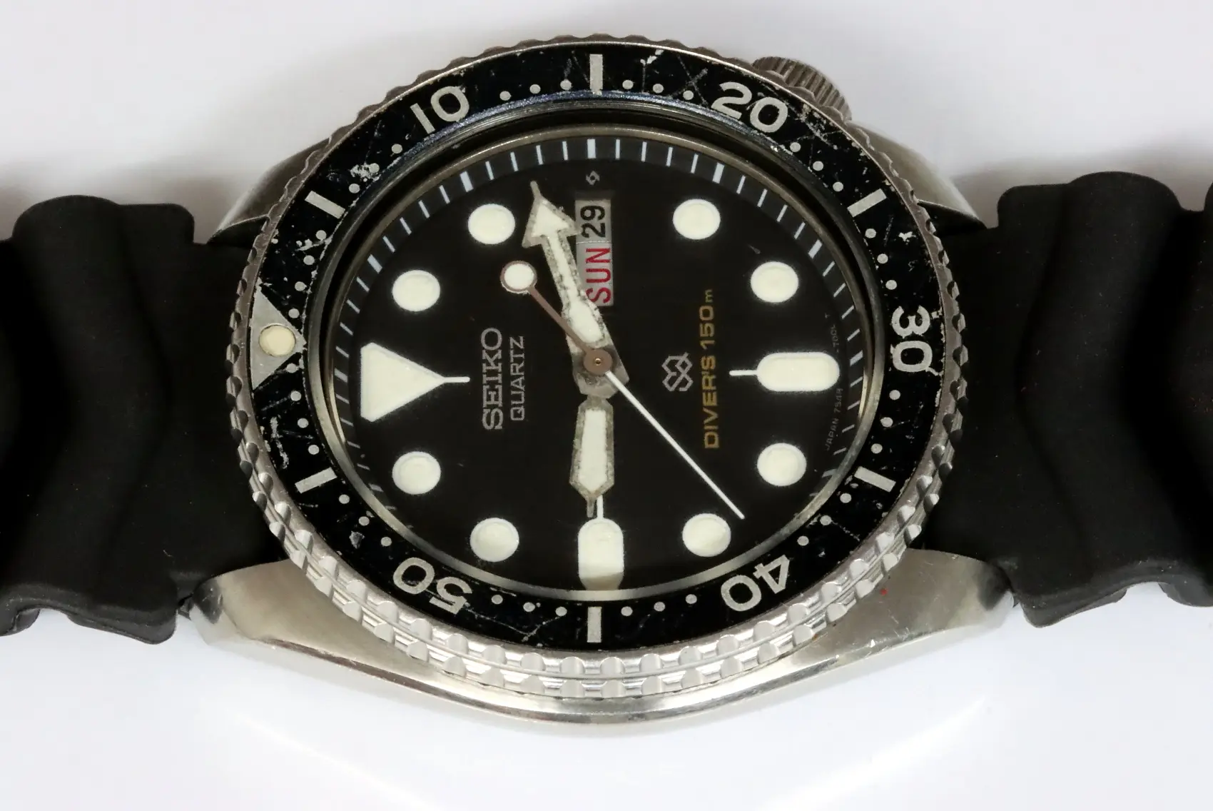 Seiko classic 7548-7000 SQ men's quartz diver's watch