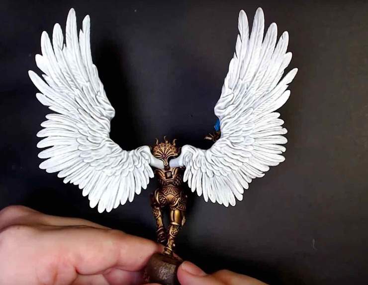 Painting White is Secretly Easy Wings Tutorial Spikey Bits