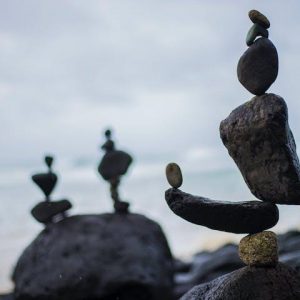 Balancing rocks by the water