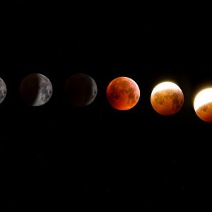 Time lapse image working with moon phases