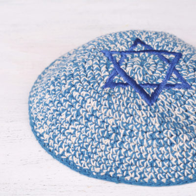 A blue and white kippah