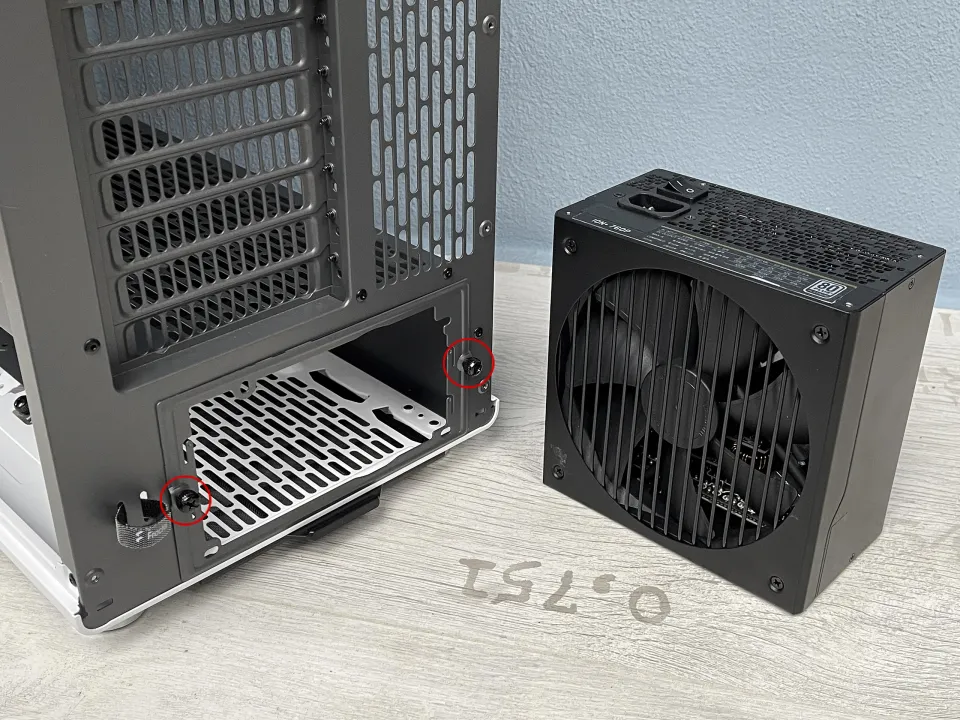 Test skříně Fractal Design North XL: skandinávský styl pro vaše PC