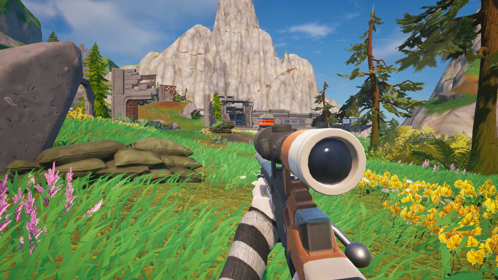 Ve Fortnite se znovu objevily soubory odkazující na FPS režim