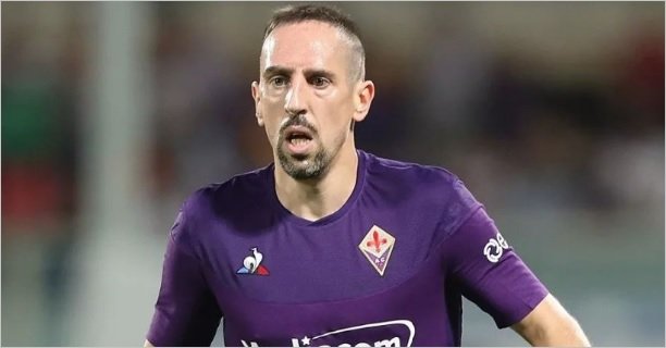 Podoba Francka Ribéryho se ve FIFA 20 zrovna nepovedla