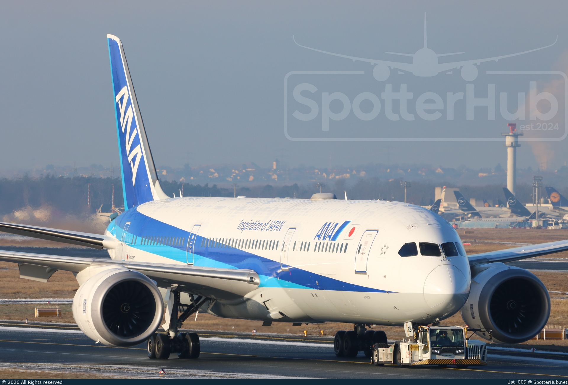 Photo of JA981A - Boeing 787-10 Dreamliner operated by ANA All Nippon Airways