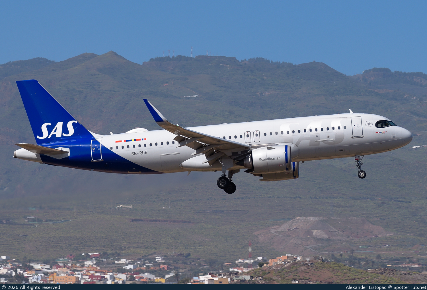 Photo of SE-RUE - Airbus A320-251N operated by SAS Scandinavian Airlines
