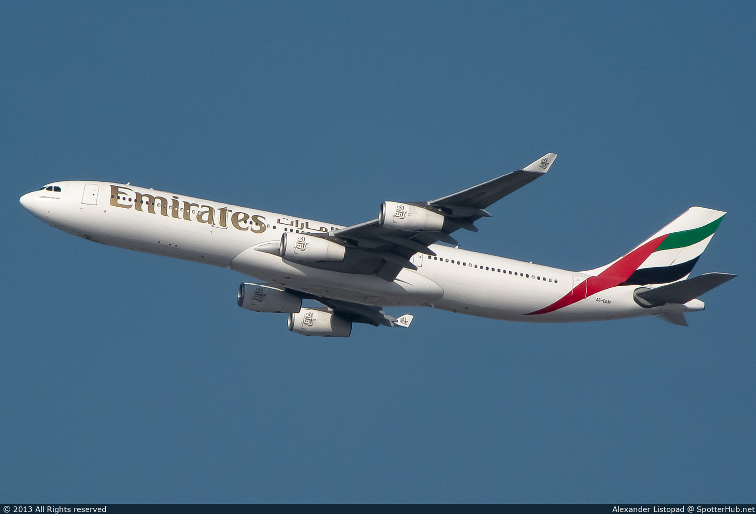 Photo of A6-ERM - Airbus A340-313 operated by Emirates