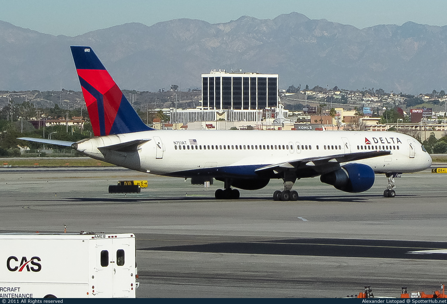 Photo of N751AT - Boeing 757-212 operated by Delta Air Lines