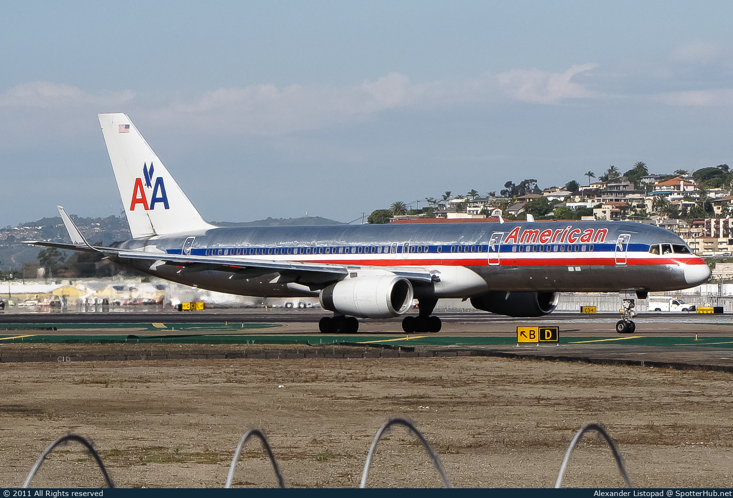 Photo of N601AN - Boeing 757-223 operated by American Airlines